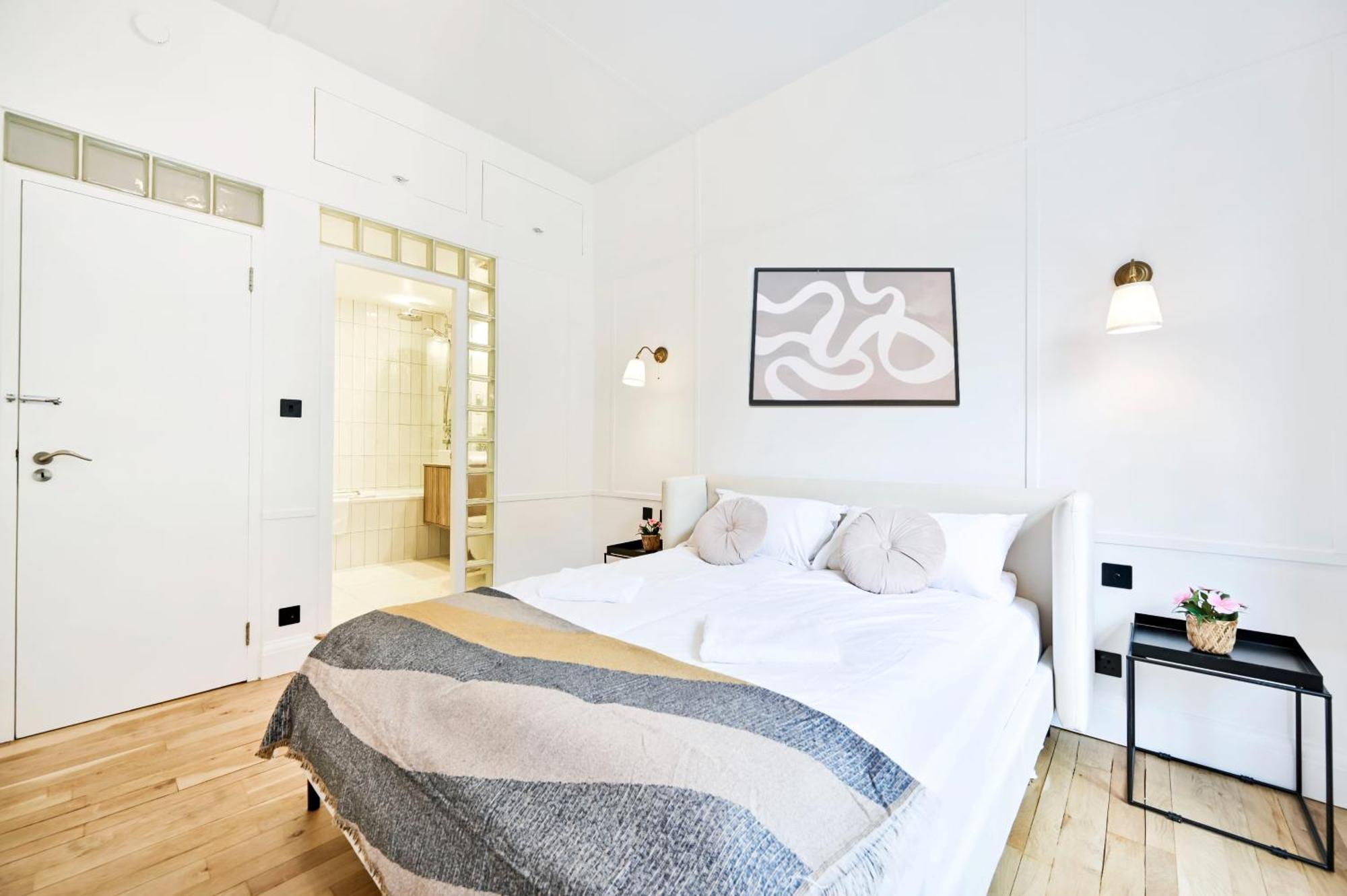 Amazing 3 Bed Apartment Great Portland Street 런던 외부 사진